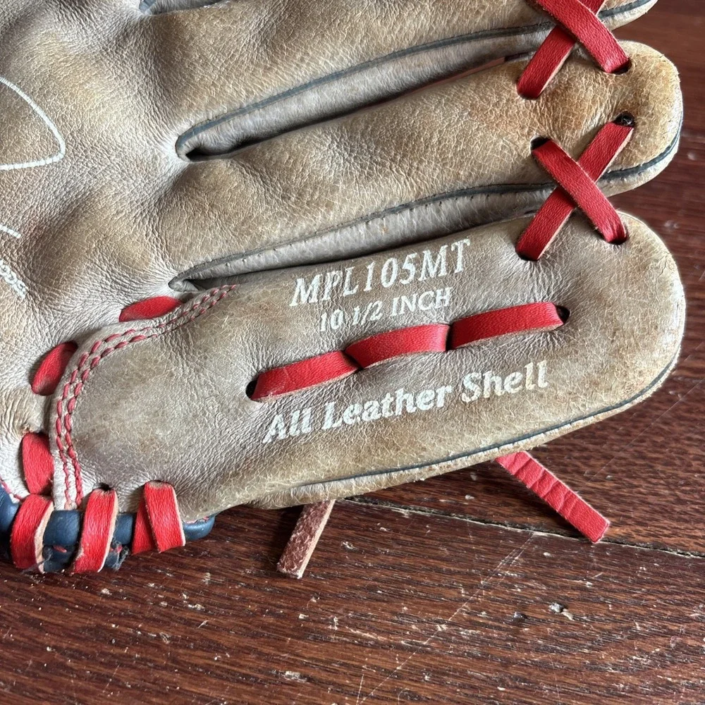Rawlings Mike Trout Series Baseball Glove Mitt MPL105MT 10 1/2 Right Hand Throw